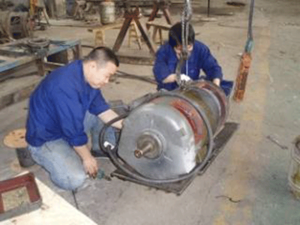 西瑪電機(jī)給專業(yè)電機(jī)修理工人一些小建議。